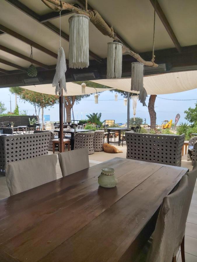 Me Gusta Suite By The Sea Anavyssos Exterior foto