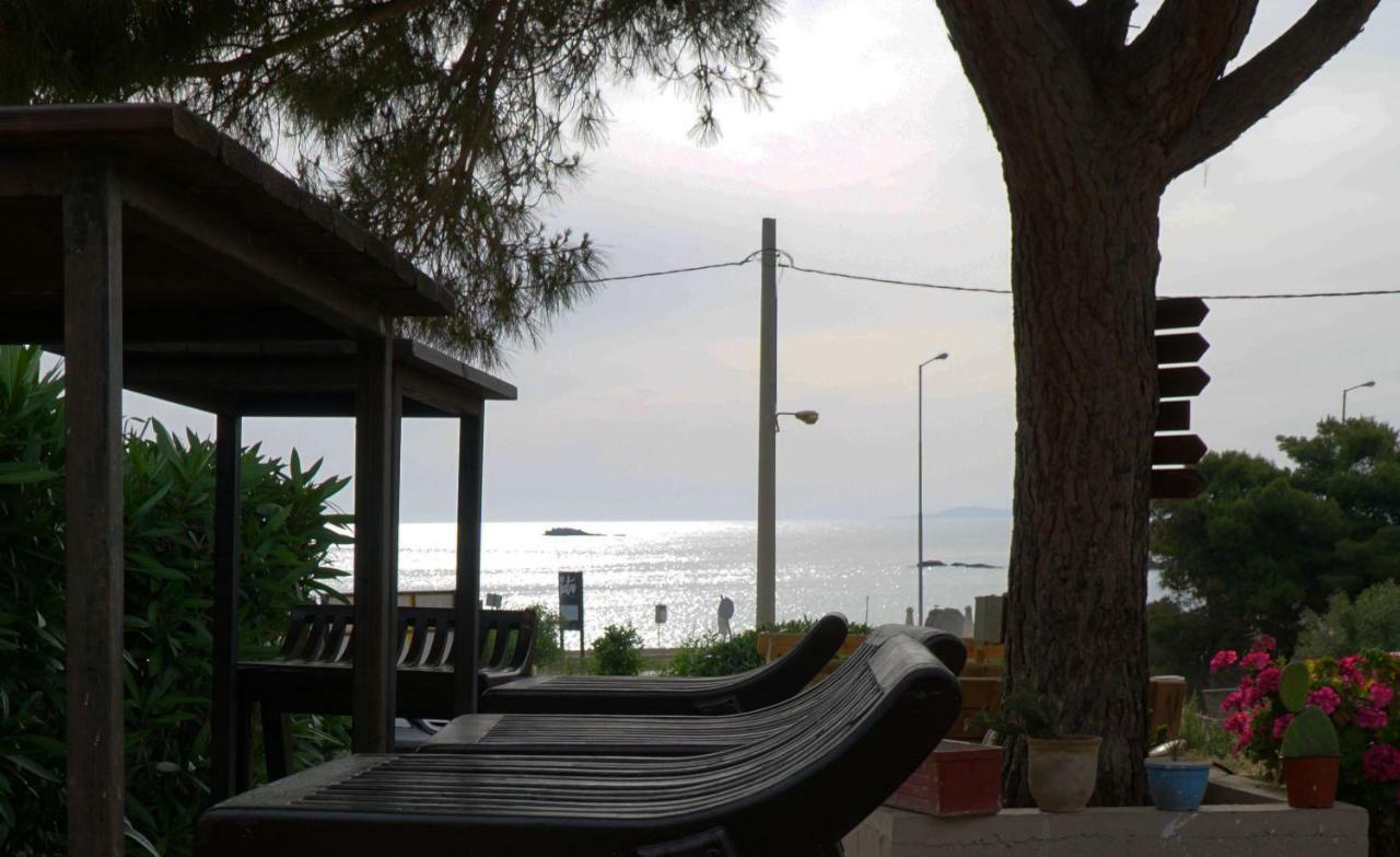 Me Gusta Suite By The Sea Anavyssos Exterior foto